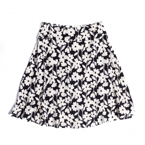 https://llrprdimg.mylularoe.com/678/284138.jpg